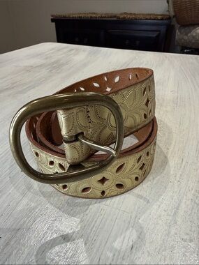 Vintage Fossil Gold Floral Laser-Cut Leather Belt with Brass Buckle